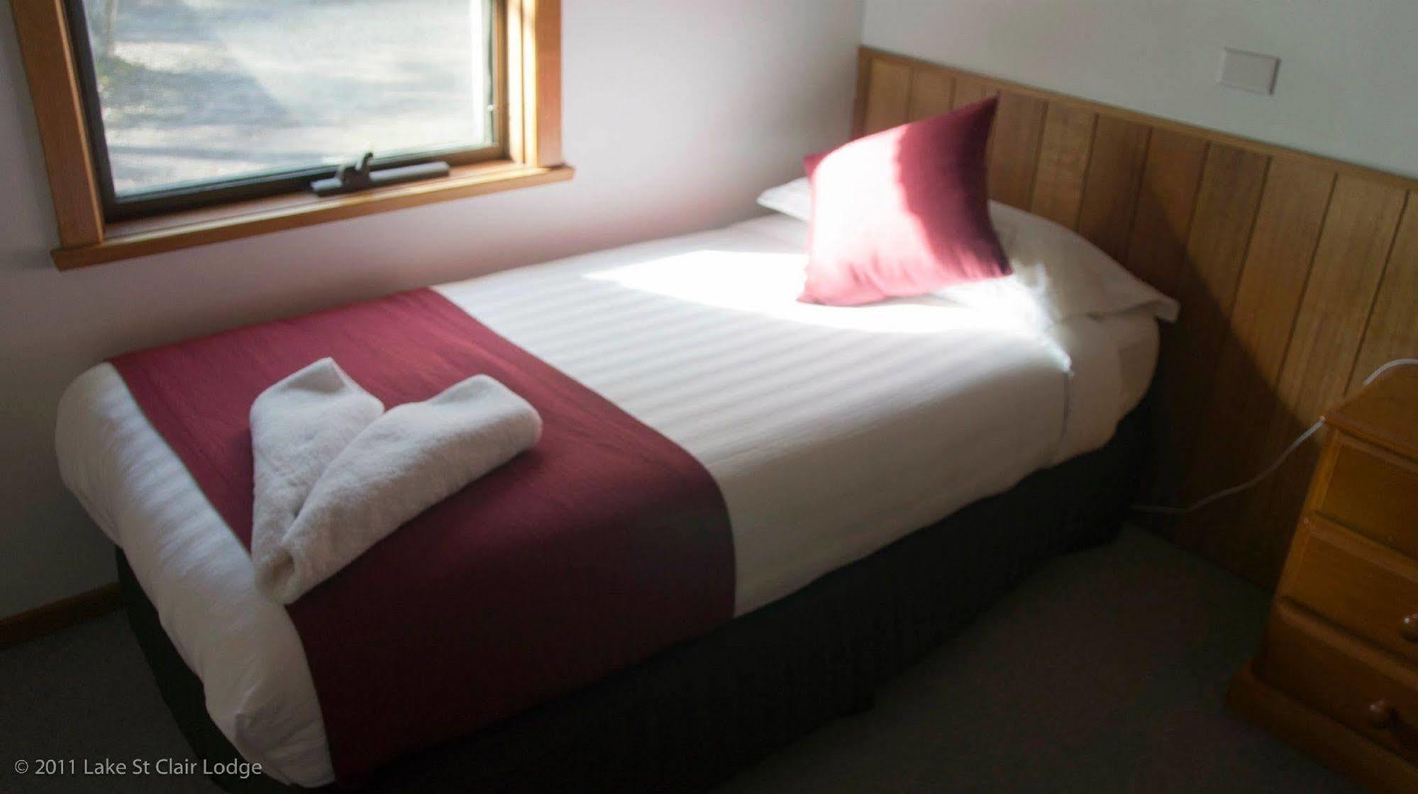 Lake St Clair Lodge Екстериор снимка