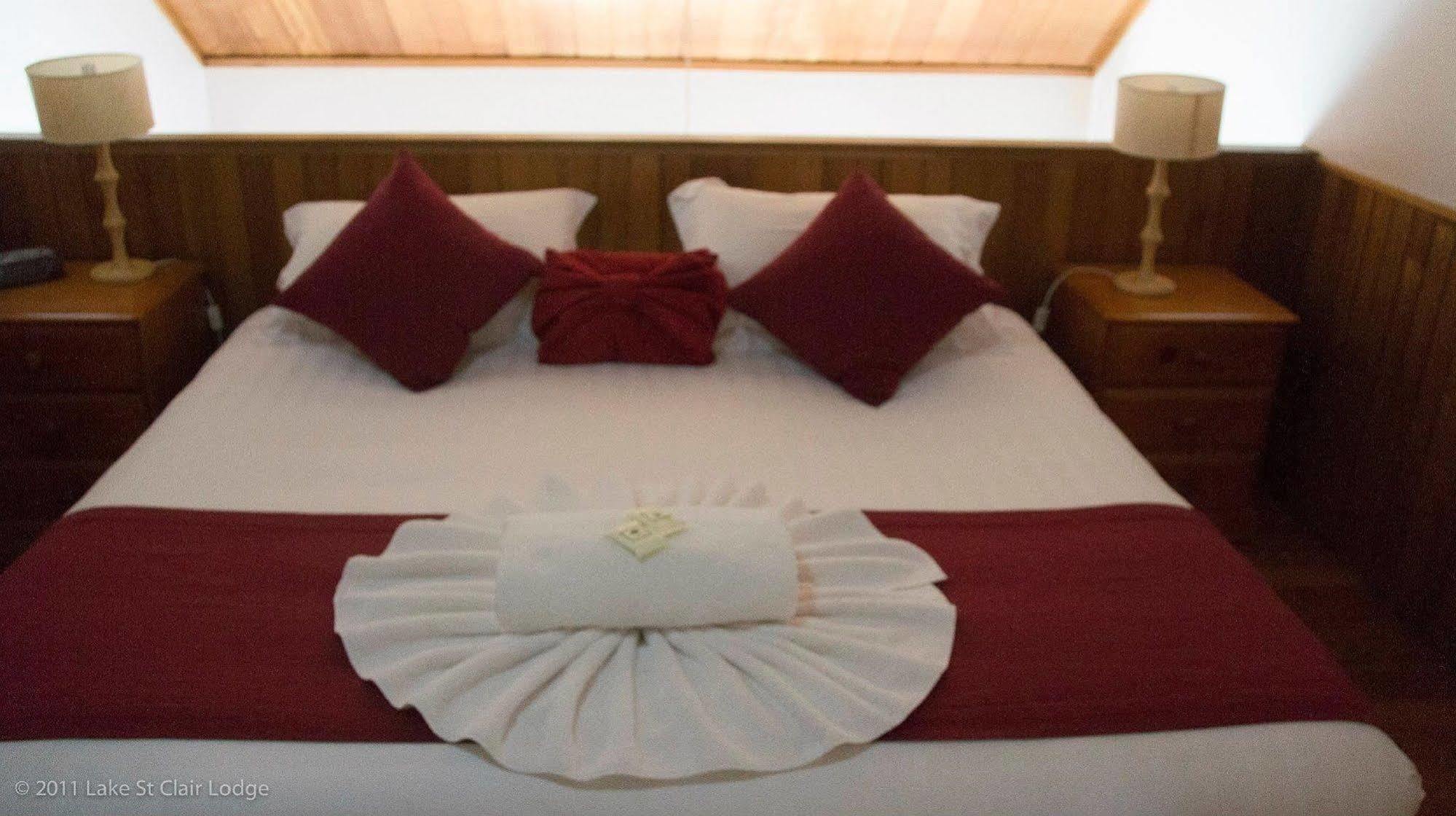 Lake St Clair Lodge Екстериор снимка
